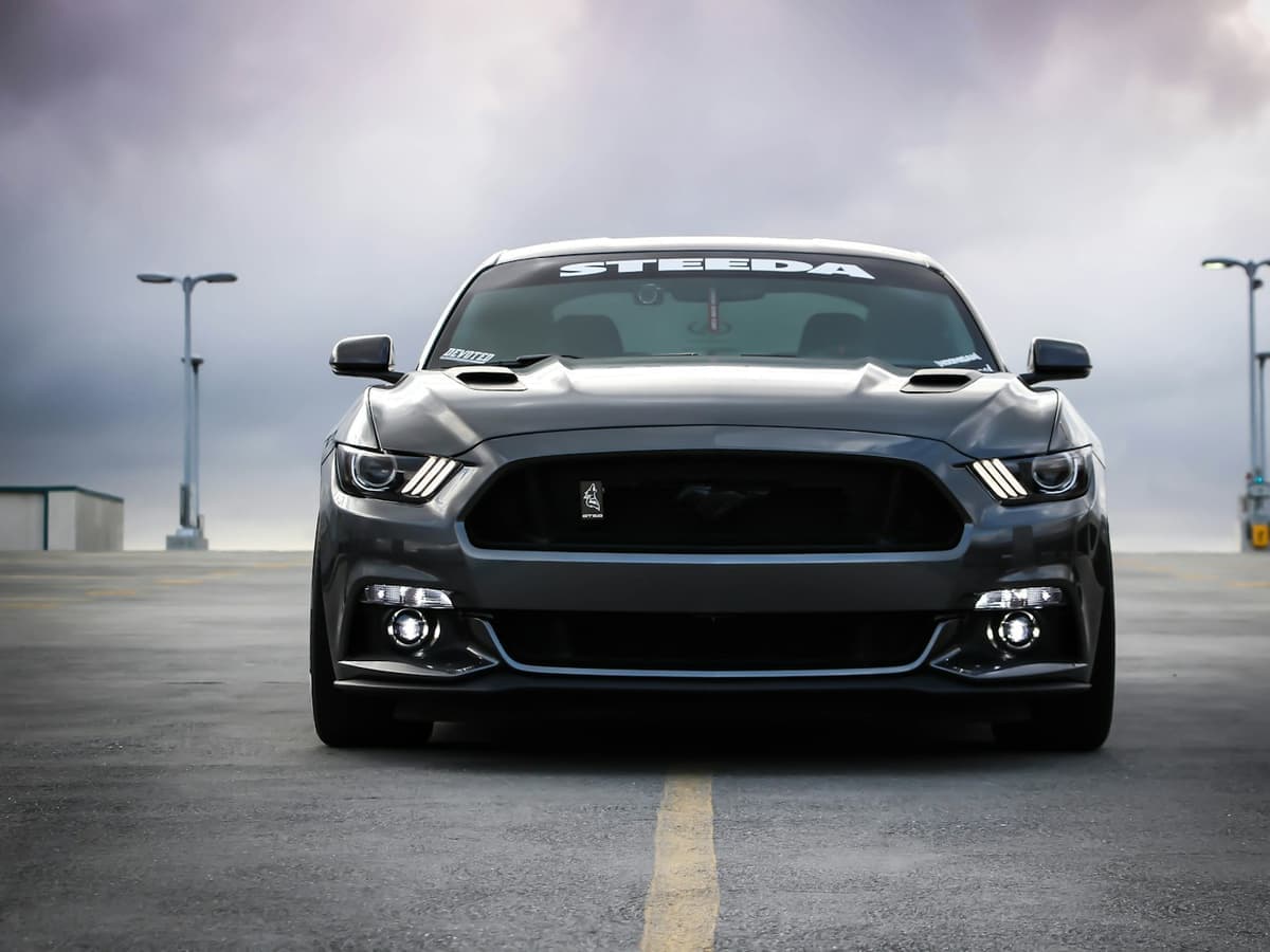 Paint correction — muscle car